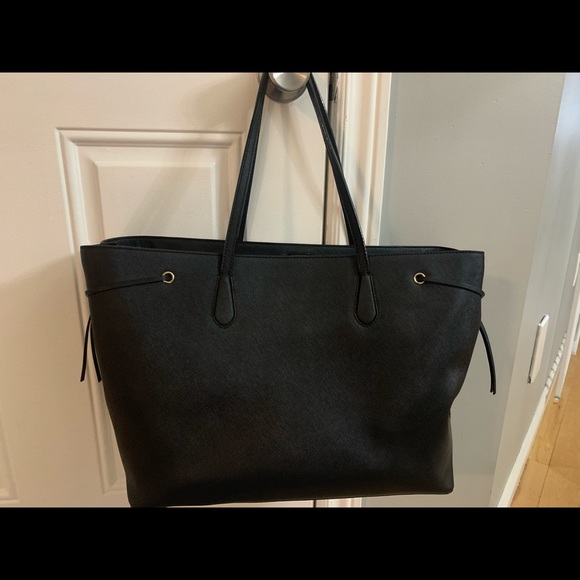 Kate Spade Tote - Picture 4 of 9